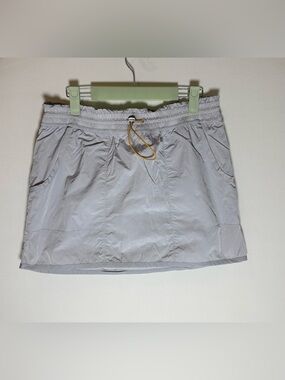 te verde skirt • Women’s small